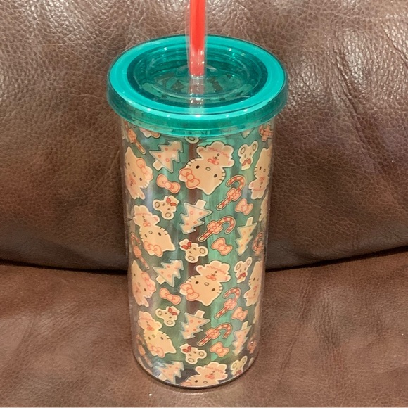 Hello Kitty Gingerbread Christmas Tumbler - Picture 5 of 7